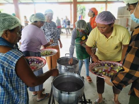 โครงการส่งเสริมอาชีพให้กับประชาชน