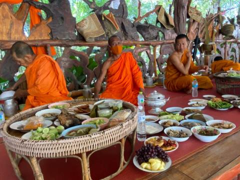 เข้าวัดฟังธรรมช่วงเข้าพรรษา2563 วัดแสลงพัน